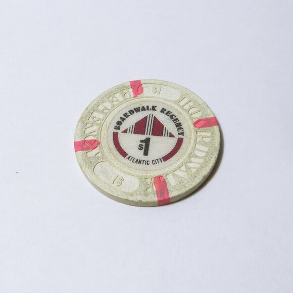 Boardwalk Regency Atlantic City New Jersey $1 Casino Chip Obsolete Gambling Chip - Picture 1 of 3
